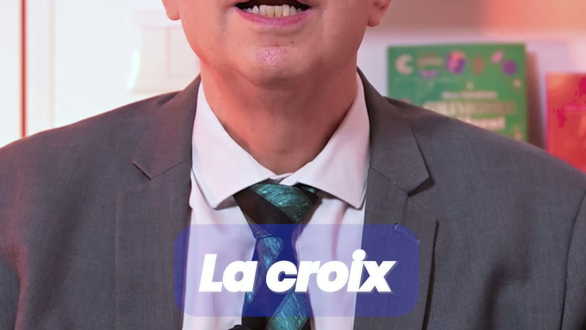 Intox : la croix dans la paume de la main